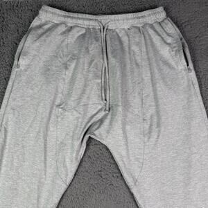 Alo Yoga Conquer Revitalize Pants Mens M Gray Drop Crotch Stretch Performance